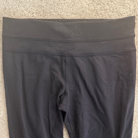Lululemon Women’s Black Flared pants - Picture 4 of 4